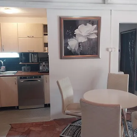 Buda Weekend House Vakantiehuis